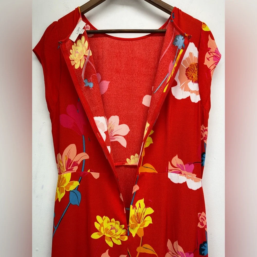 Loft size 10 Women’s Red Floral Lily Cap Sleeve Side Slit Midi Dress - Picture 9 of 9